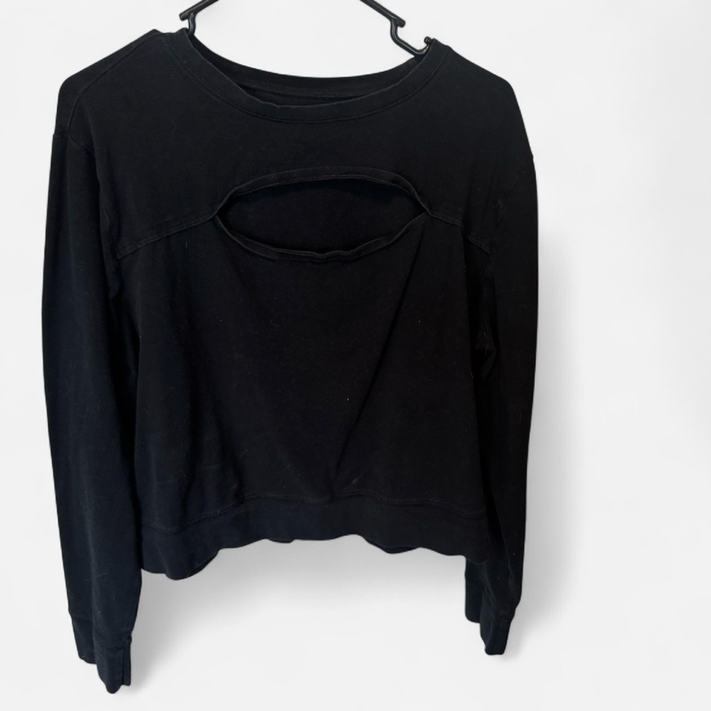 Black Cutout Long Sleeve Crop Top – Size XXL